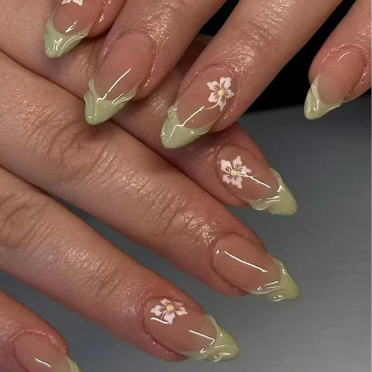Nail Art Press On - 24 Buah Kuku Palsu Perancis Hijau